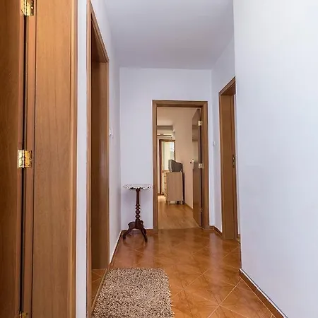 Kristina Apartment *